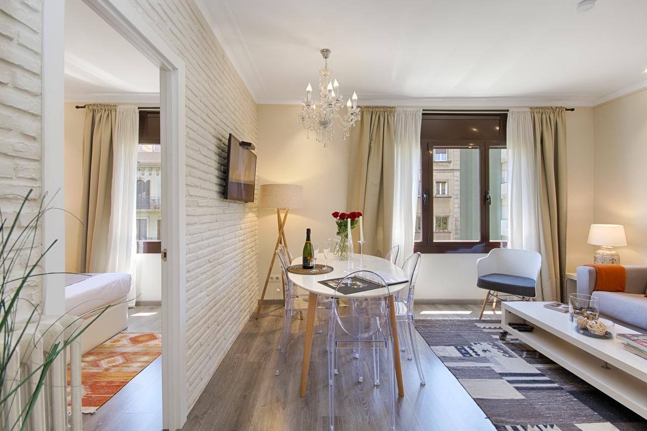 Eixample Building Apartments By Mercedes Heritage Барселона Экстерьер фото